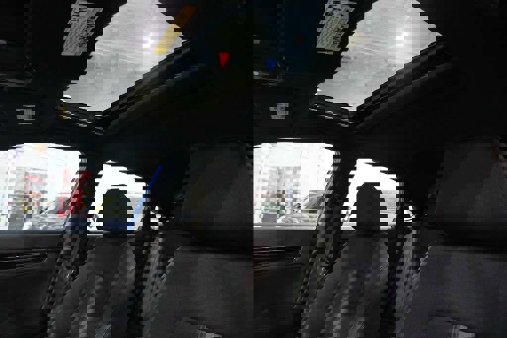 Used 2025 Honda Civic Sport image 33