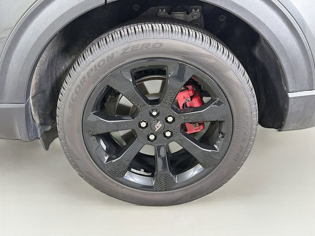 Used 2020 Ford Explorer ST w/ ST Street Pack image 35