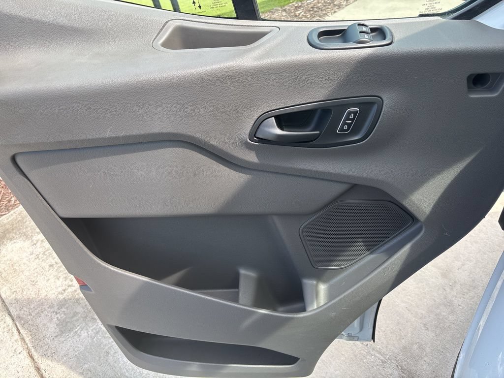 Used 2024 Ford Transit 150 Low Roof RWD image 30