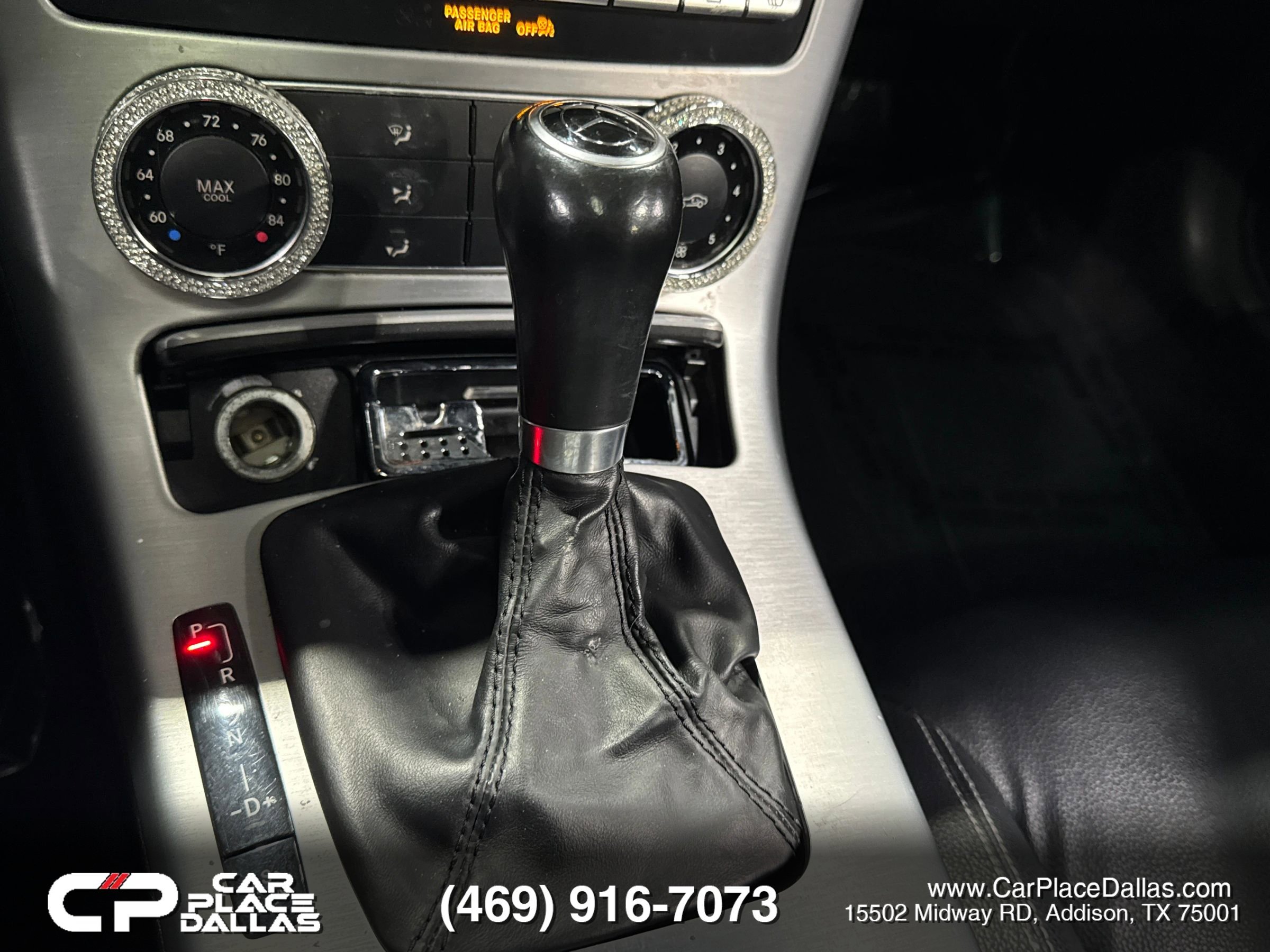Used 2015 Mercedes-Benz SLK 250 w/ Premium Package image 30