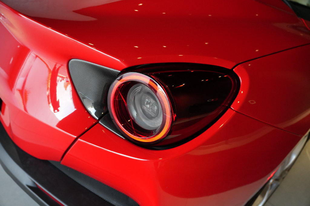 Used 2019 Ferrari Portofino RWD image 64