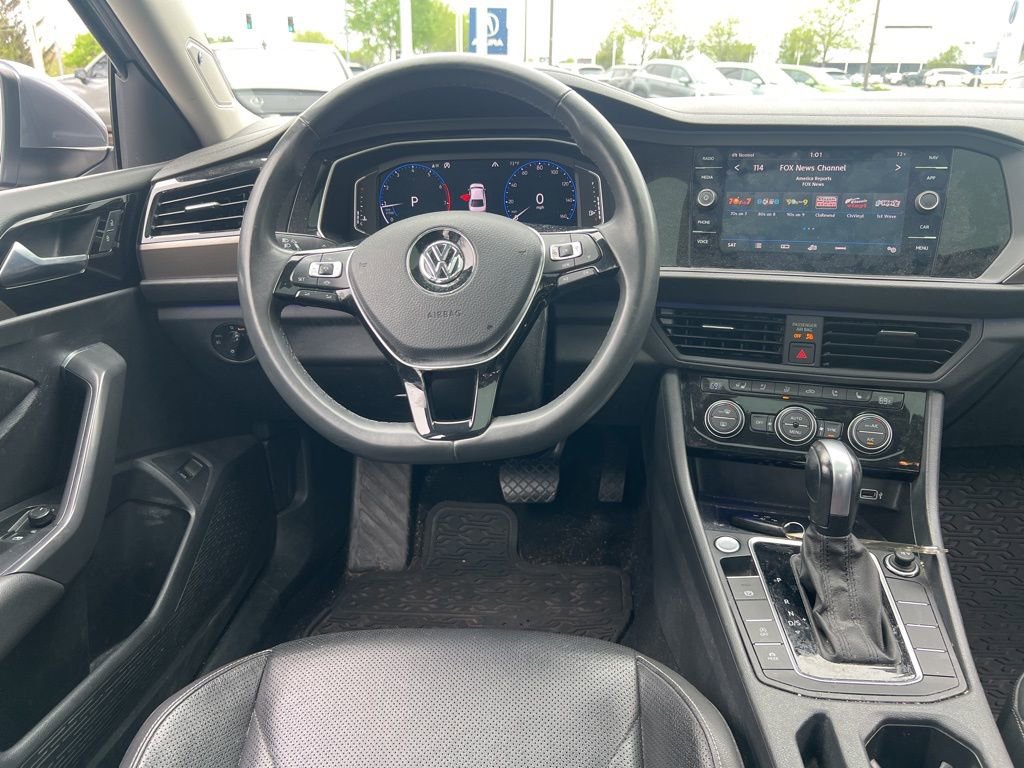 Used 2020 Volkswagen Jetta SEL Premium FWD image 23
