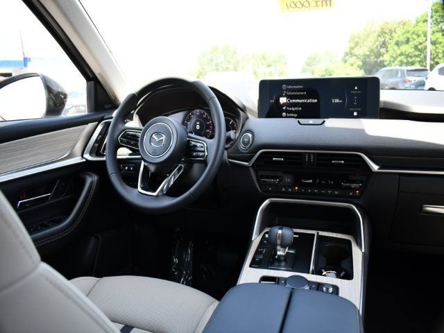 New 2025 MAZDA CX-70 Plug-In Hybrid w/ Premium Pkg image 23