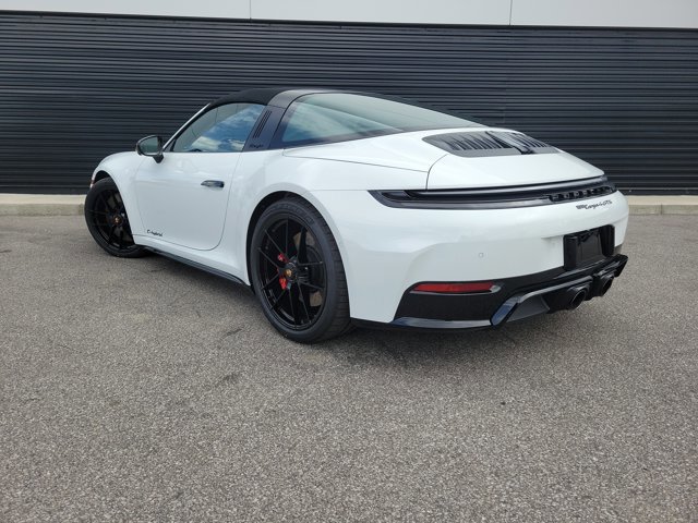 Used 2026 Porsche 911 Targa 4 GTS AWD/4WD image 8