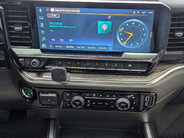 Used 2025 Chevrolet Silverado 1500 LTZ image 7