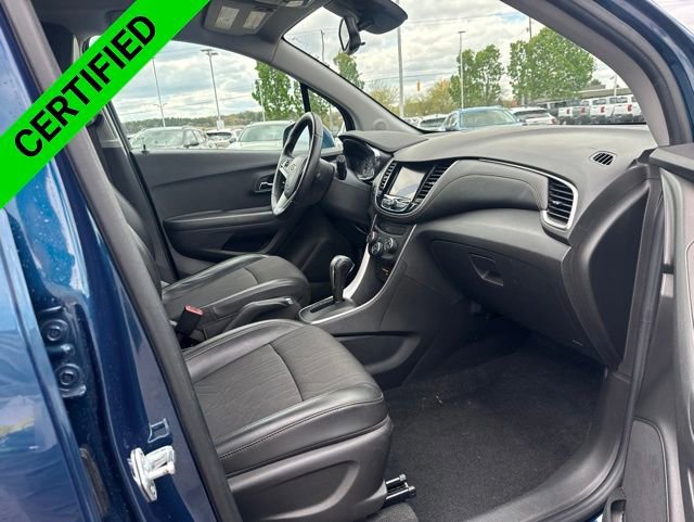 Used 2020 Chevrolet Trax LT w/ LT Convenience Package AWD/4WD image 10