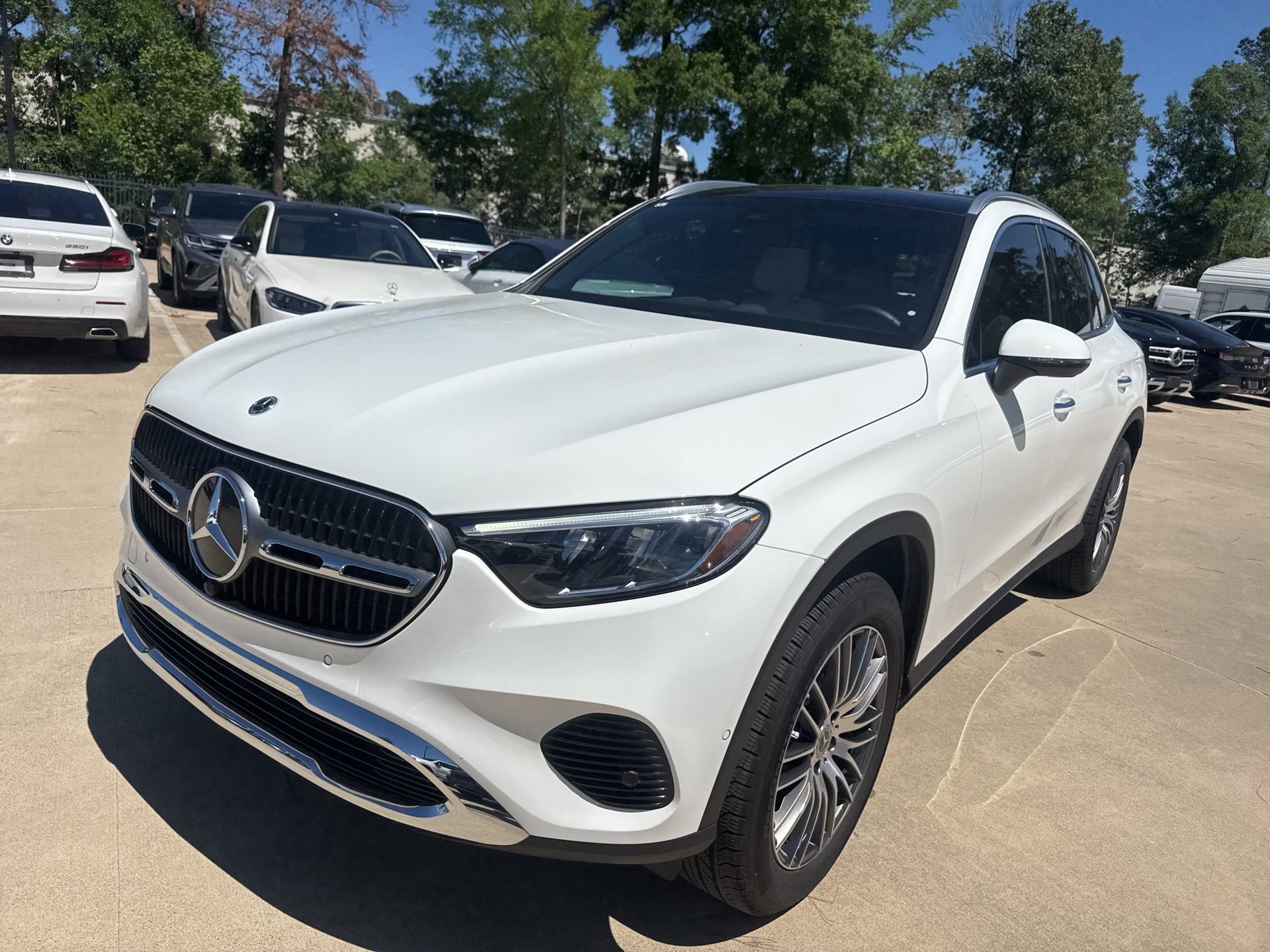 Certified 2026 Mercedes-Benz GLC 300 image 8