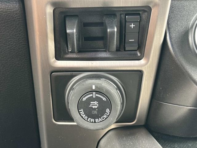 Used 2021 Ford F250 Platinum AWD/4WD image 22