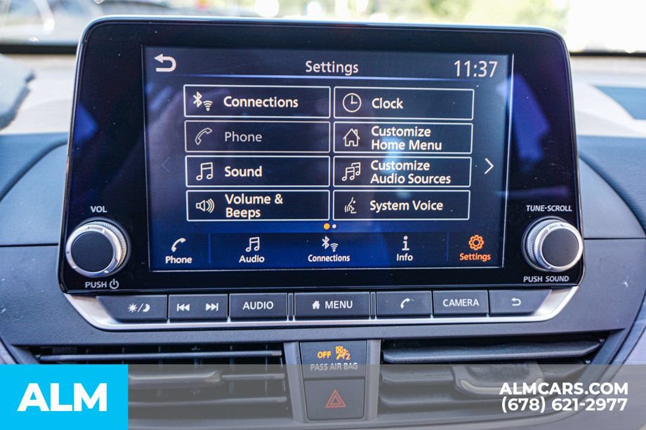 Used 2025 Nissan Altima 2.5 SV FWD image 33