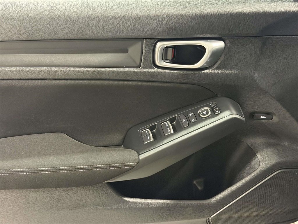 Used 2023 Honda Civic Sport image 13