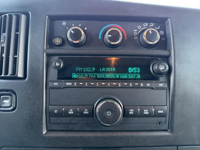 Used 2017 Chevrolet Express 2500 RWD image 23