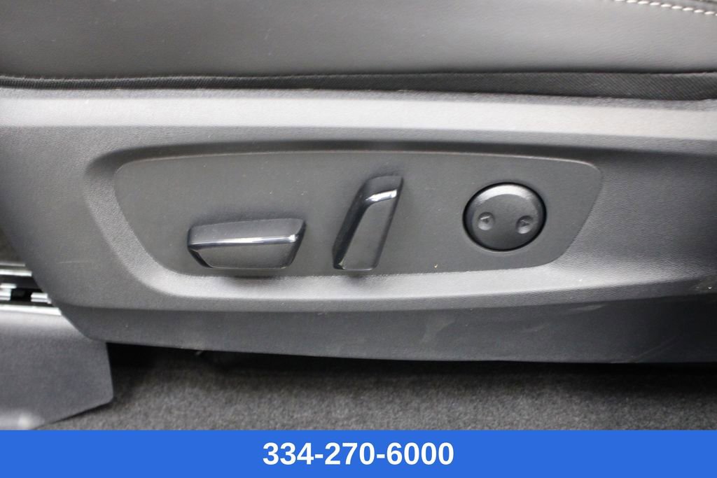 New 2026 Nissan Pathfinder SL image 17