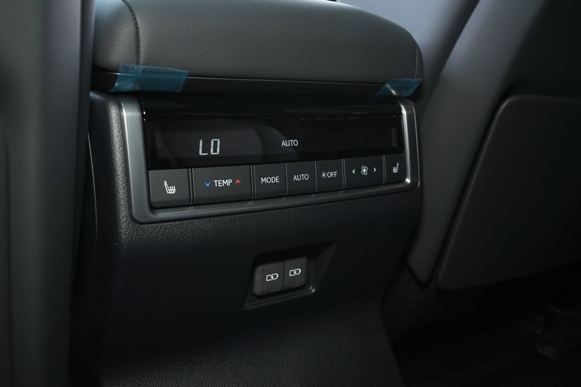 Used 2026 Lexus GX 550 w/ Cold Area Package AWD/4WD image 23