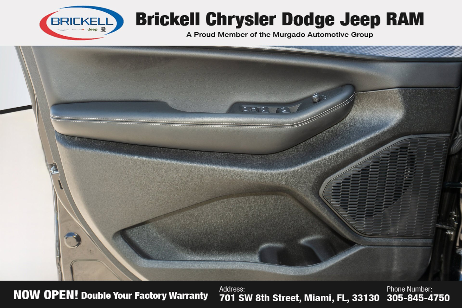 Used 2025 Jeep Grand Cherokee L Altitude AWD/4WD image 15