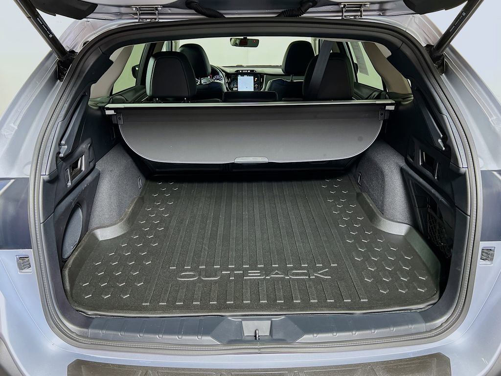 Certified 2025 Subaru Outback Limited w/ Popular Package #2 image 24