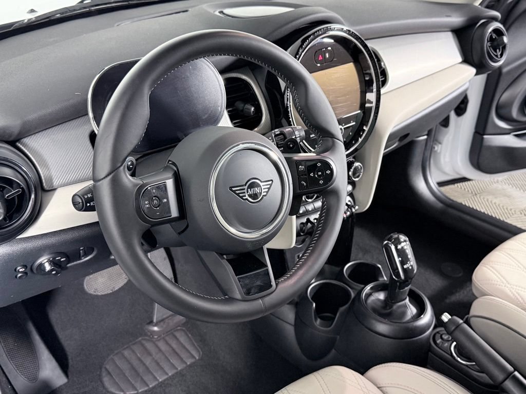 Used 2024 MINI Cooper S w/ Signature Upholstery Package FWD image 13