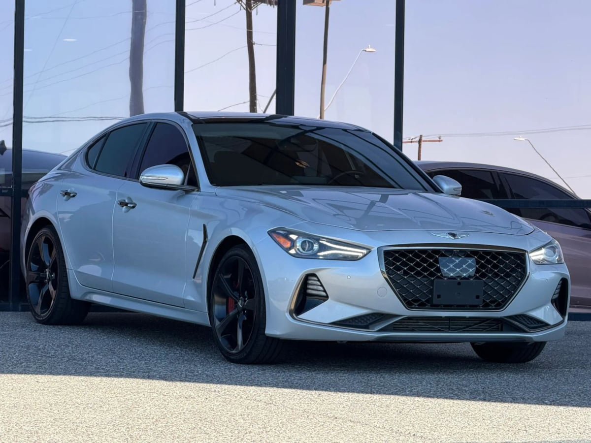 Used 2019 Genesis G70 3.3T Advanced w/ Sport Package RWD image 15