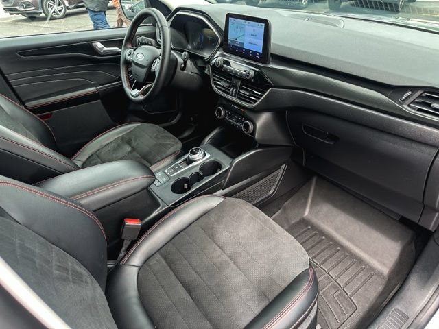 Used 2022 Ford Escape SEL w/ SEL Stealth AWD Package image 23