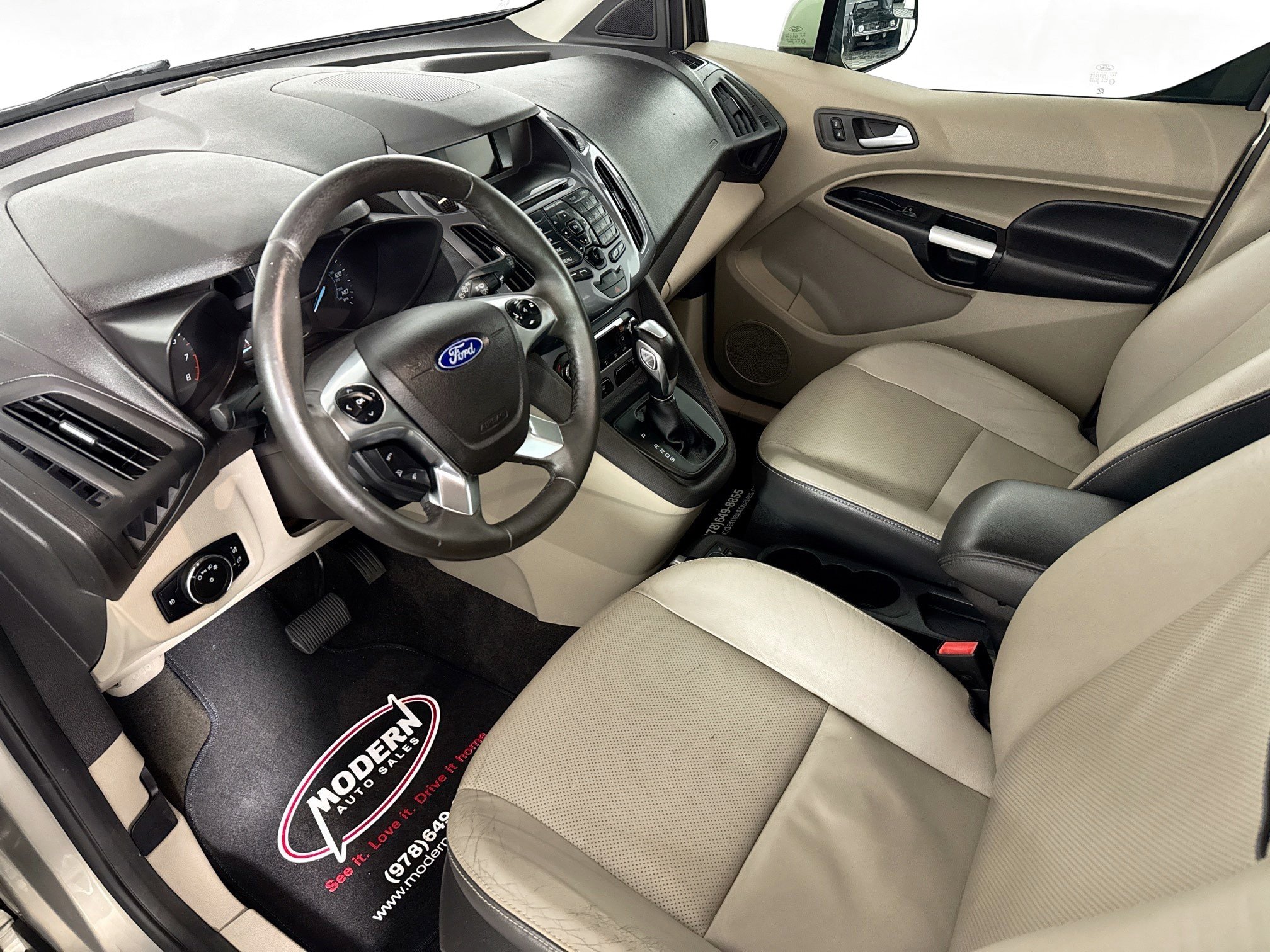 Used 2016 Ford Transit Connect Titanium FWD image 19