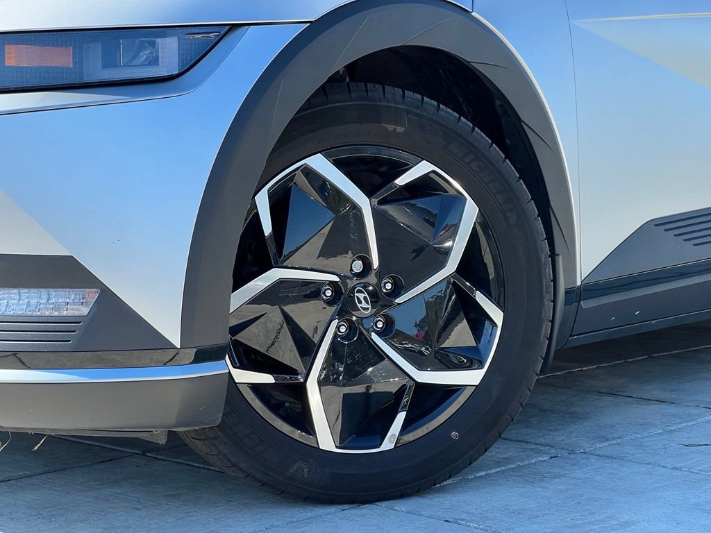 Certified 2024 Hyundai Ioniq 5 SEL AWD/4WD image 2