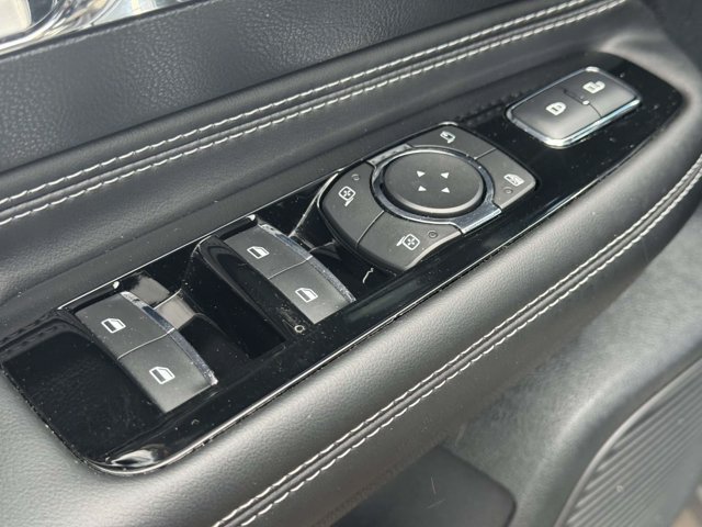 Used 2020 Lincoln Corsair AWD w/ Premium Package image 18