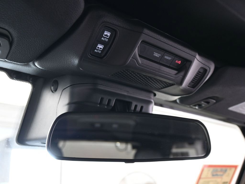 Used 2024 Jeep Wrangler Sahara image 23