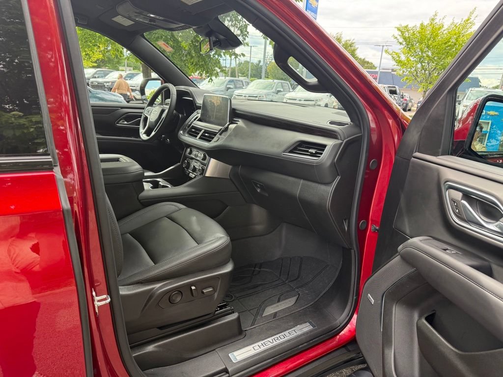 Used 2024 Chevrolet Tahoe Z71 AWD/4WD image 18