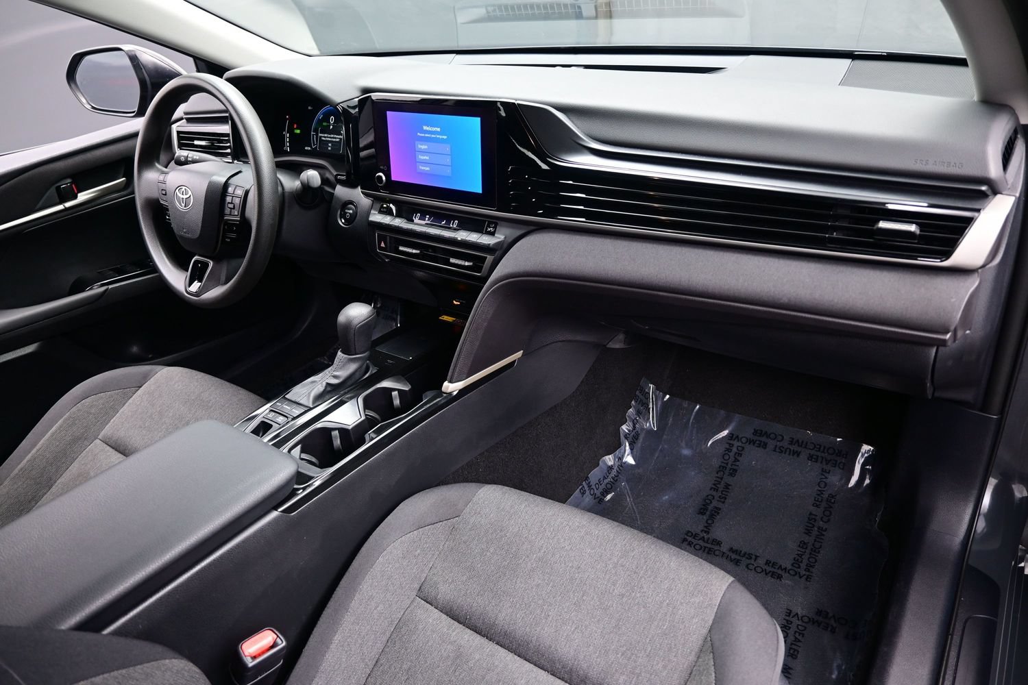 Used 2025 Toyota Camry LE FWD image 14