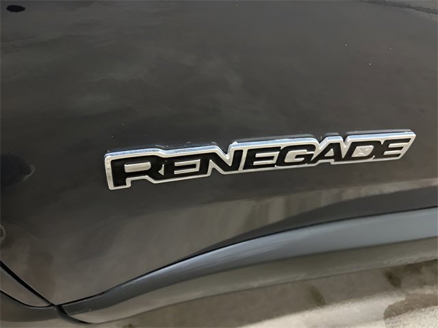 Used 2022 Jeep Renegade Latitude image 10