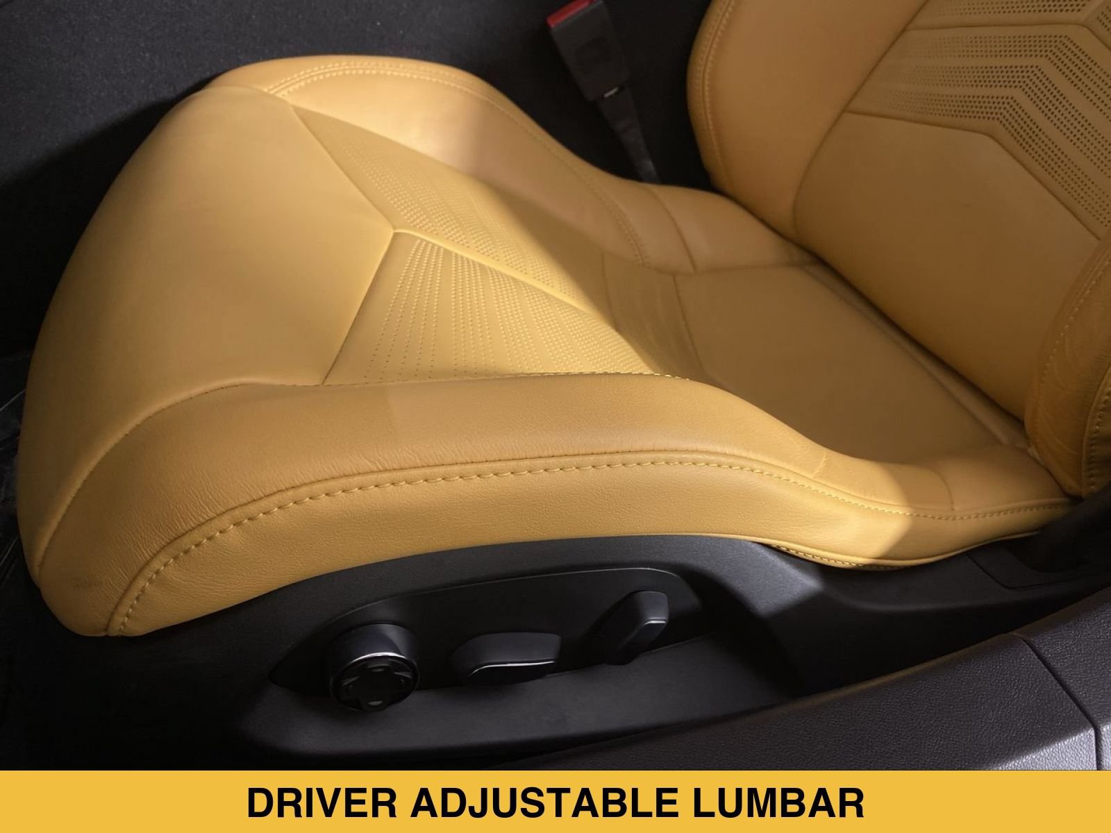 Used 2021 Chevrolet Corvette Stingray Preferred Cpe w/ Z51 Performance Package RWD image 9