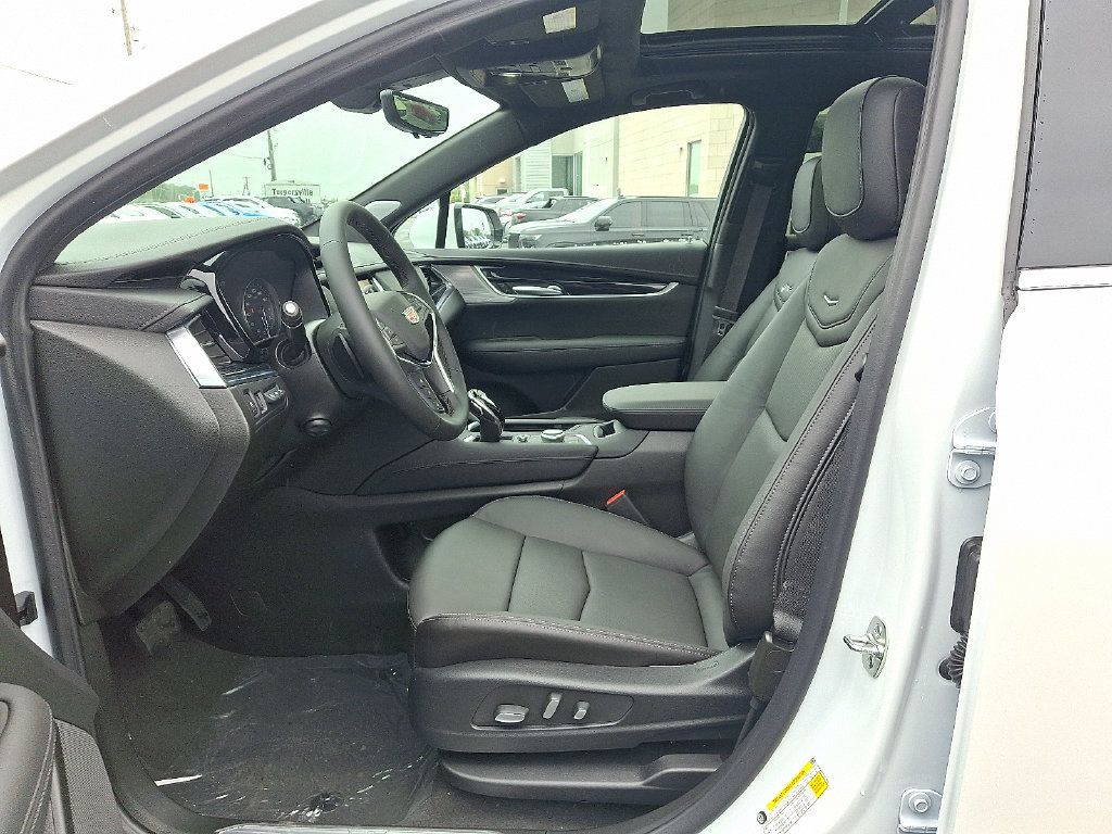 New 2026 Cadillac XT5 Premium Luxury FWD image 6