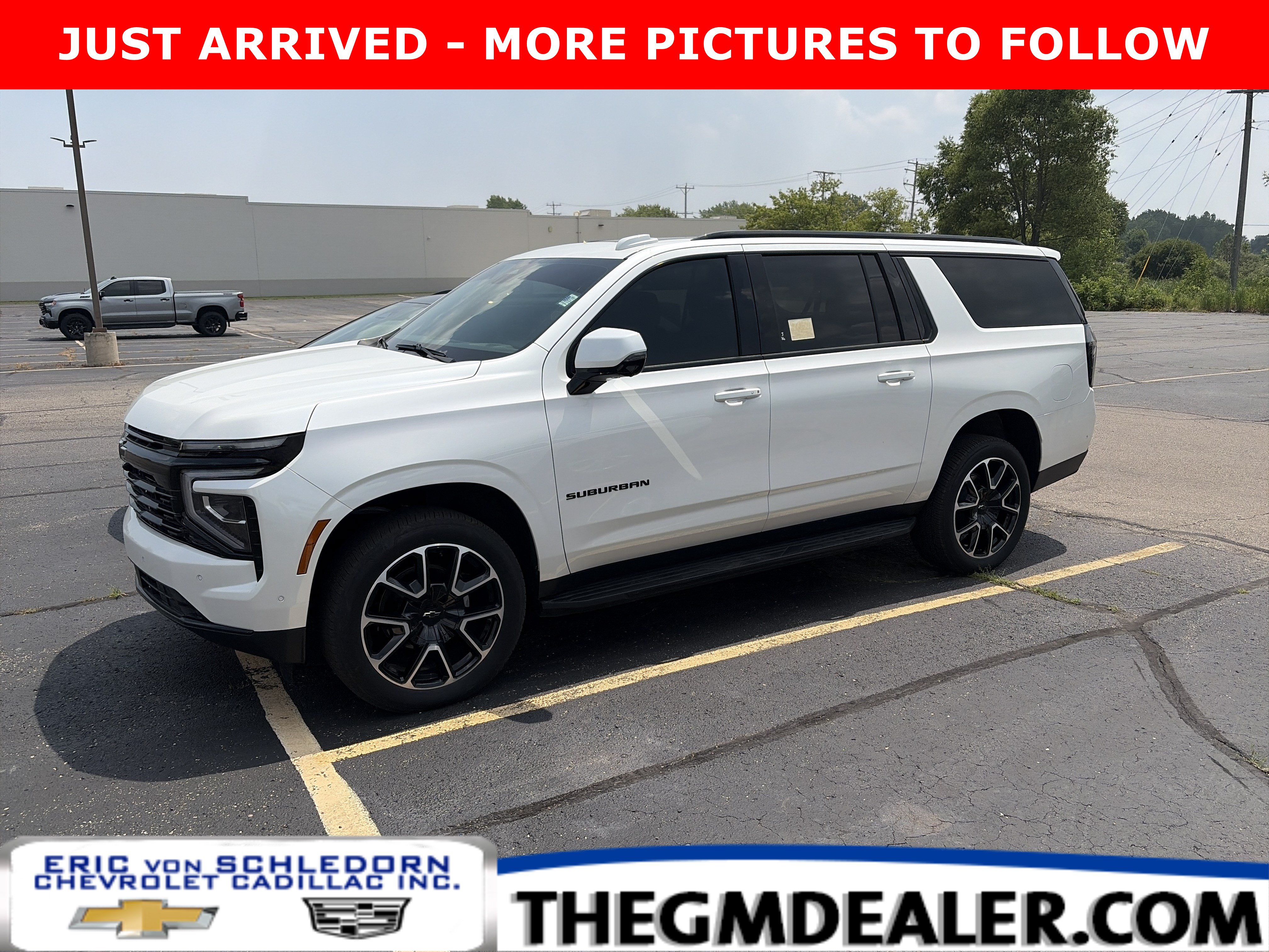 Used 2025 Chevrolet Suburban RST w/ Comfort Package