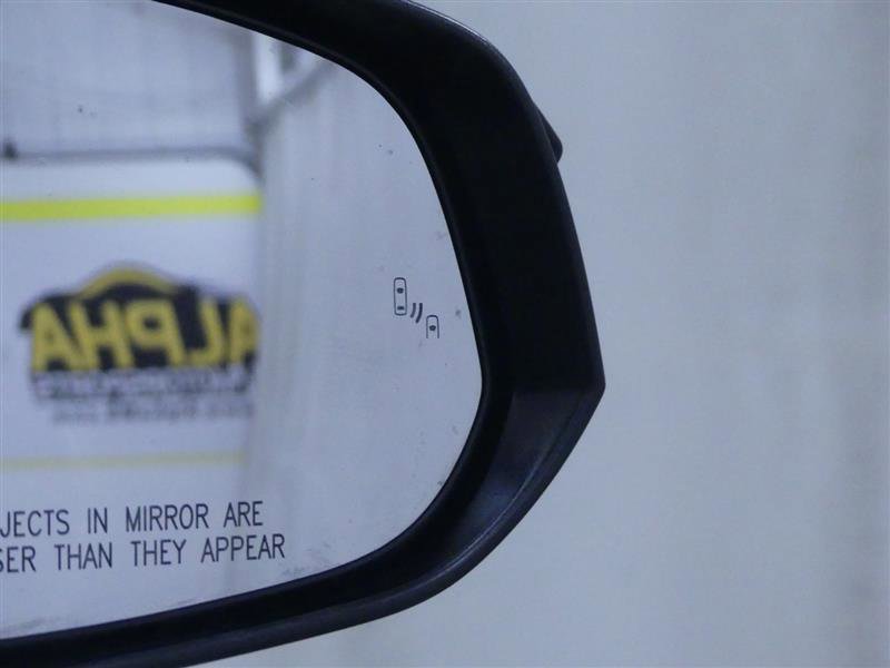 Used 2019 Toyota Highlander Plus AWD/4WD image 28