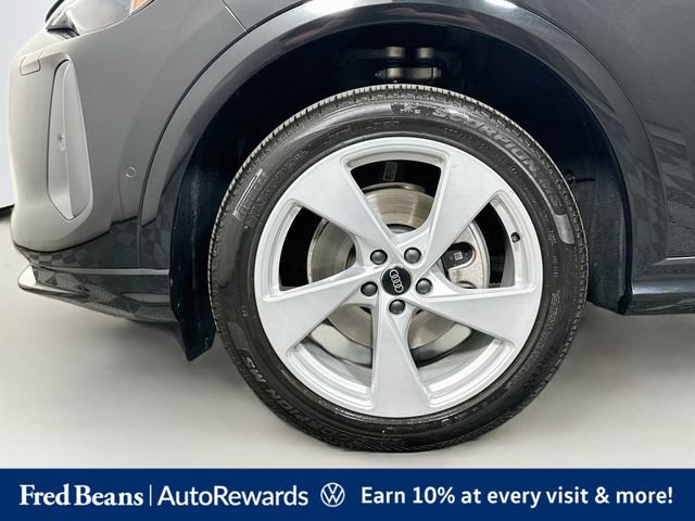 Used 2025 Audi Q5 Premium Plus w/ Premium Plus AWD/4WD image 39