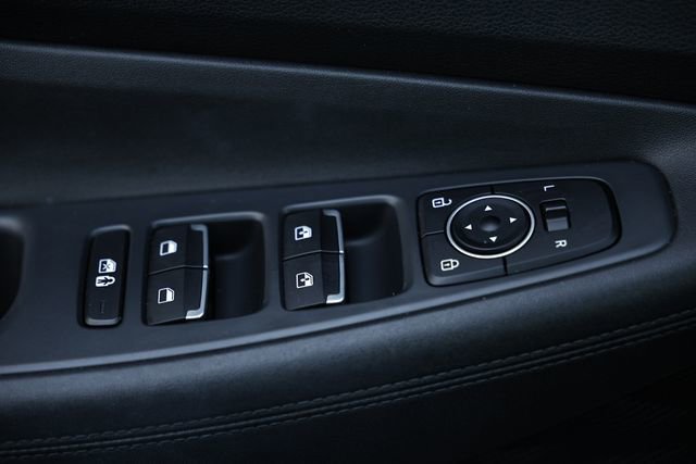 Used 2022 Hyundai Santa Fe SEL image 16