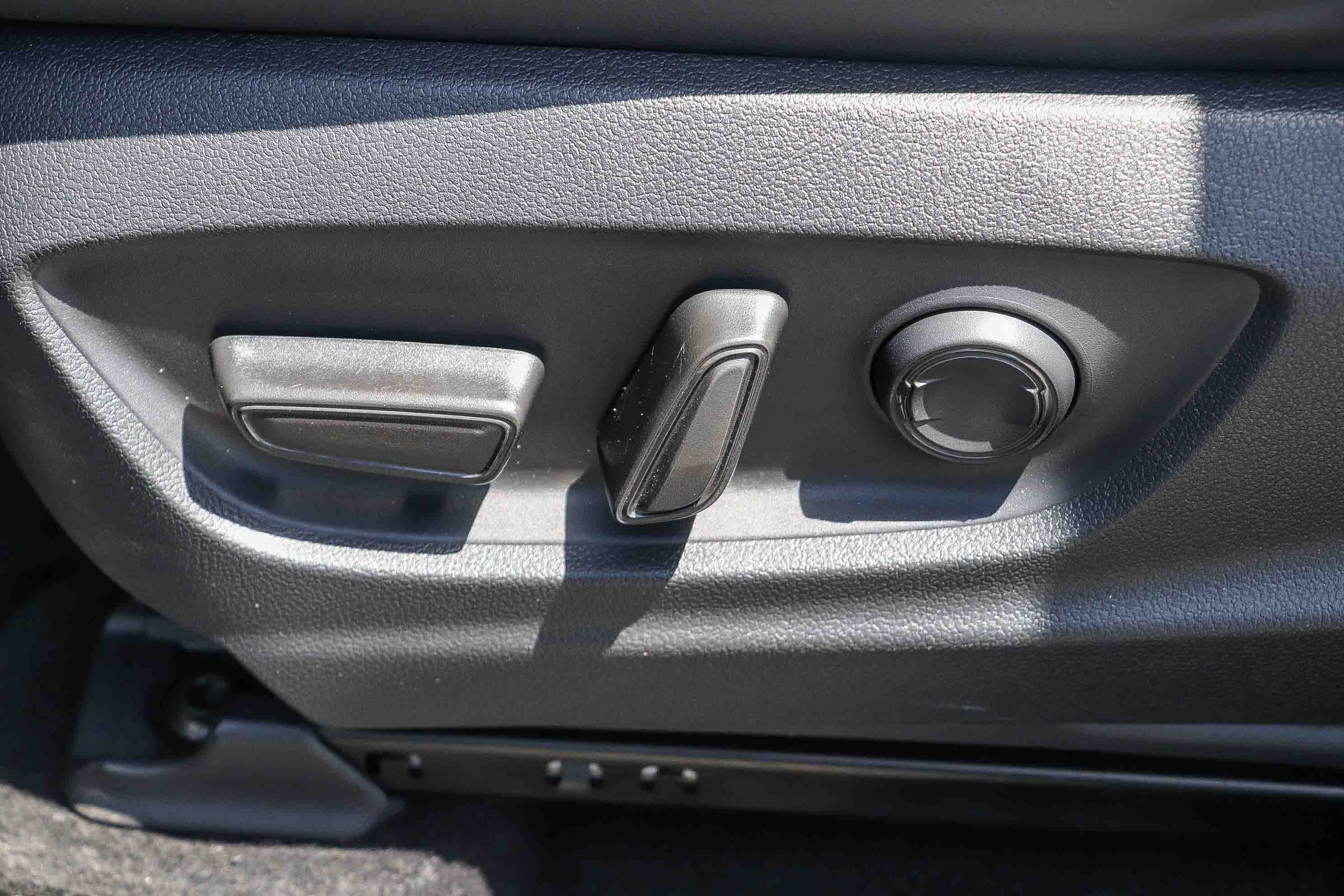 Used 2024 Toyota Crown XLE image 20