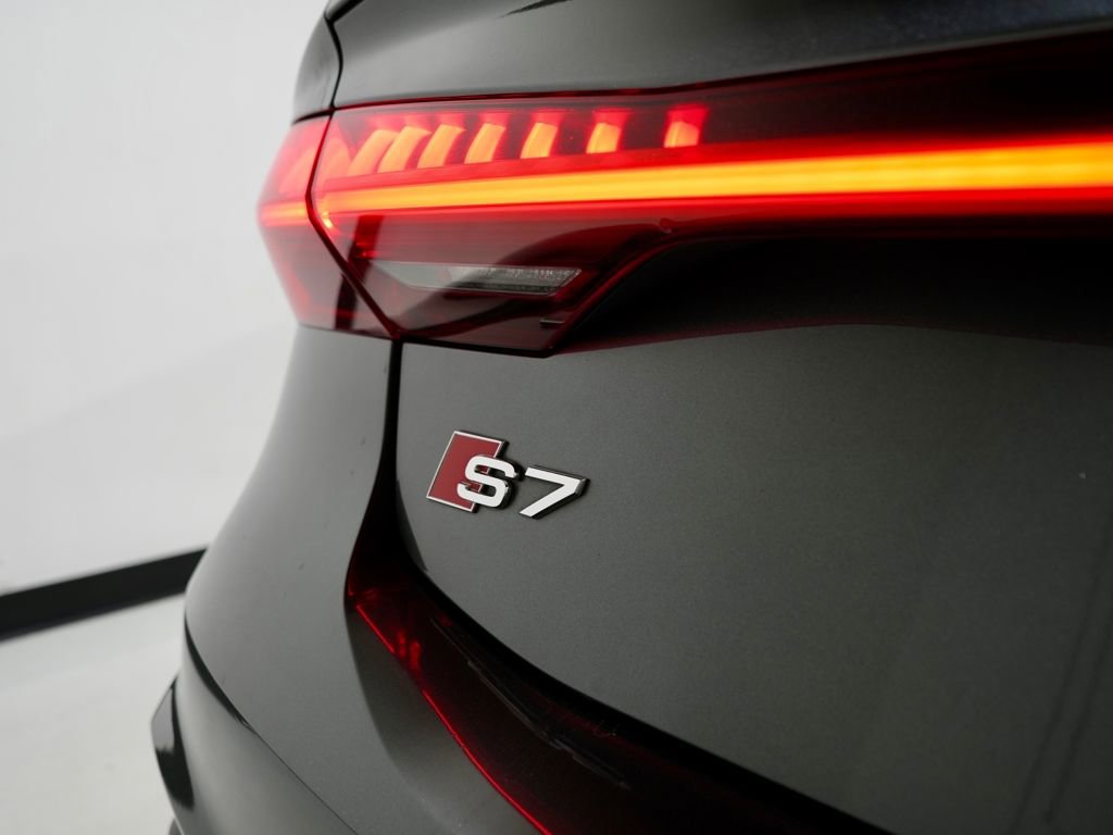Used 2020 Audi S7 Premium Plus w/ S Sport Package image 36