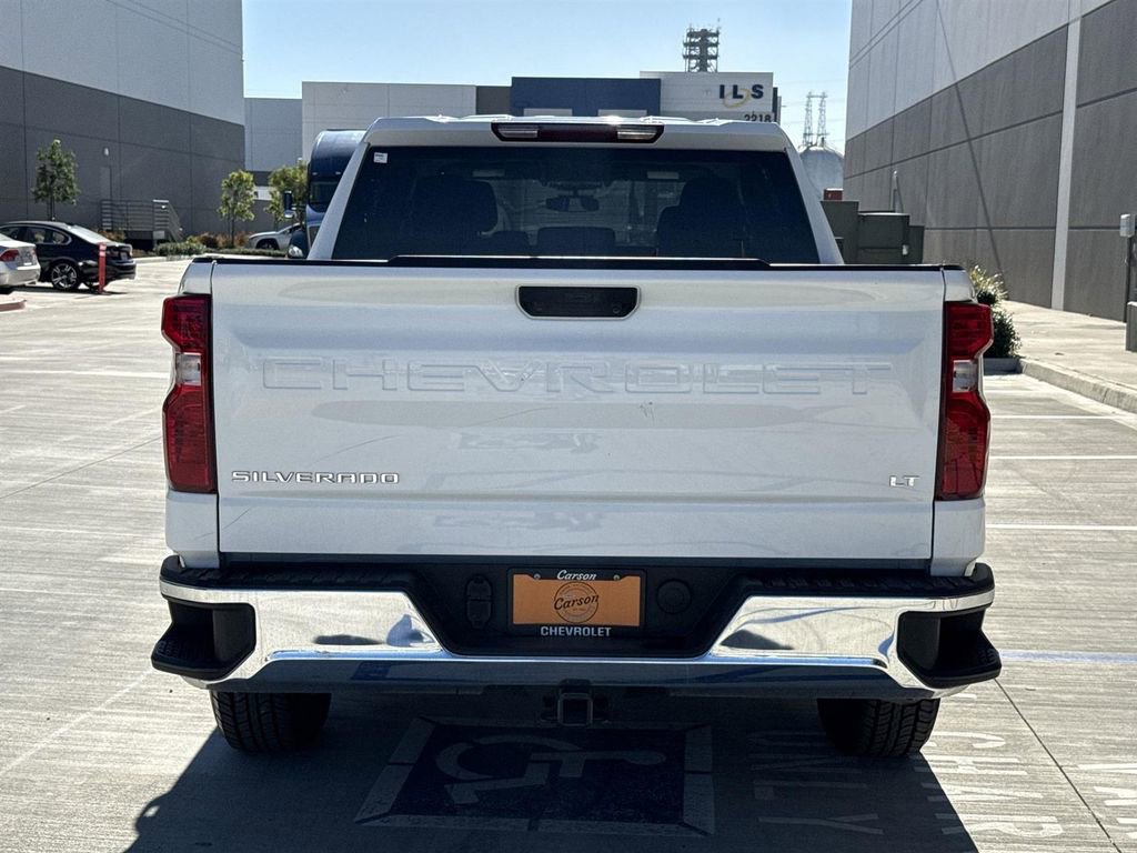 Used 2025 Chevrolet Silverado 1500 LT image 4