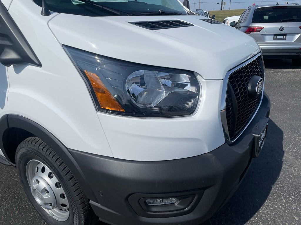 New 2026 Ford Transit 350 148 Medium Roof AWD image 29