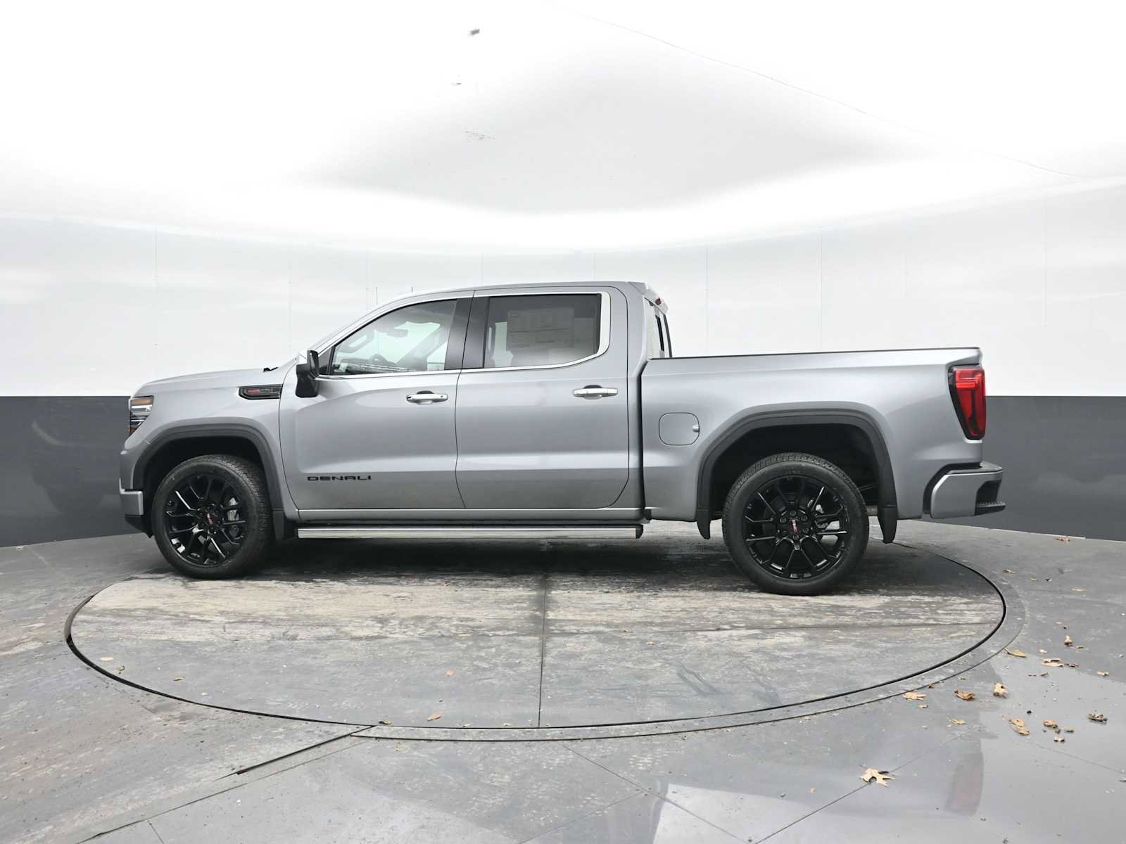 New 2026 GMC Sierra 1500 Denali image 4