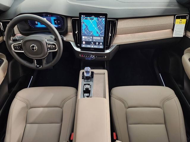 New 2026 Volvo XC90 B6 Plus w/ Protection Package Premier image 4
