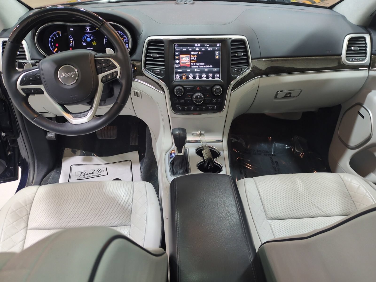 Used 2018 Jeep Grand Cherokee Summit AWD/4WD image 17
