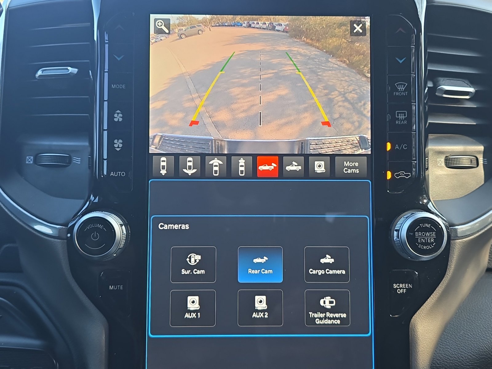 Used 2024 RAM 3500 Laramie w/ Towing Technology Group image 15