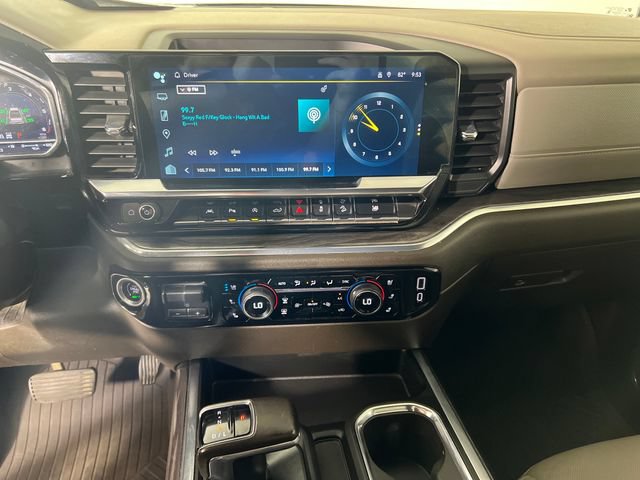 Used 2024 Chevrolet Silverado 1500 LTZ w/ LTZ Convenience Package II AWD/4WD image 17