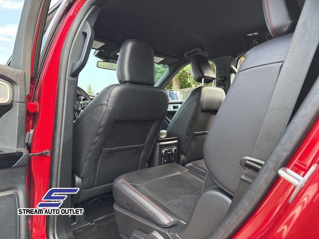 Used 2023 Ford Explorer ST-Line w/ Class IV Trailer Tow Package image 27