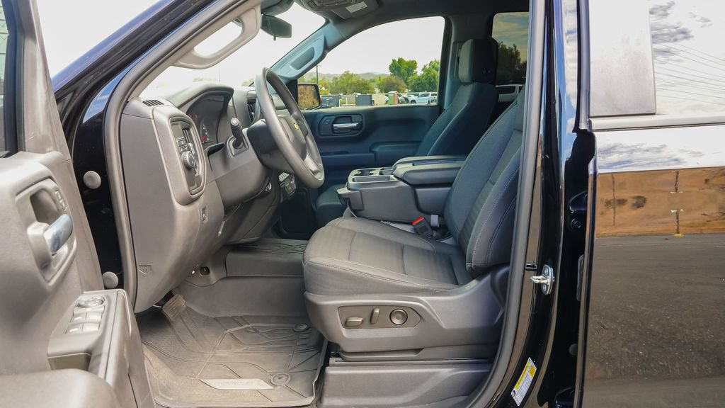 Used 2023 Chevrolet Silverado 1500 Custom RWD image 16