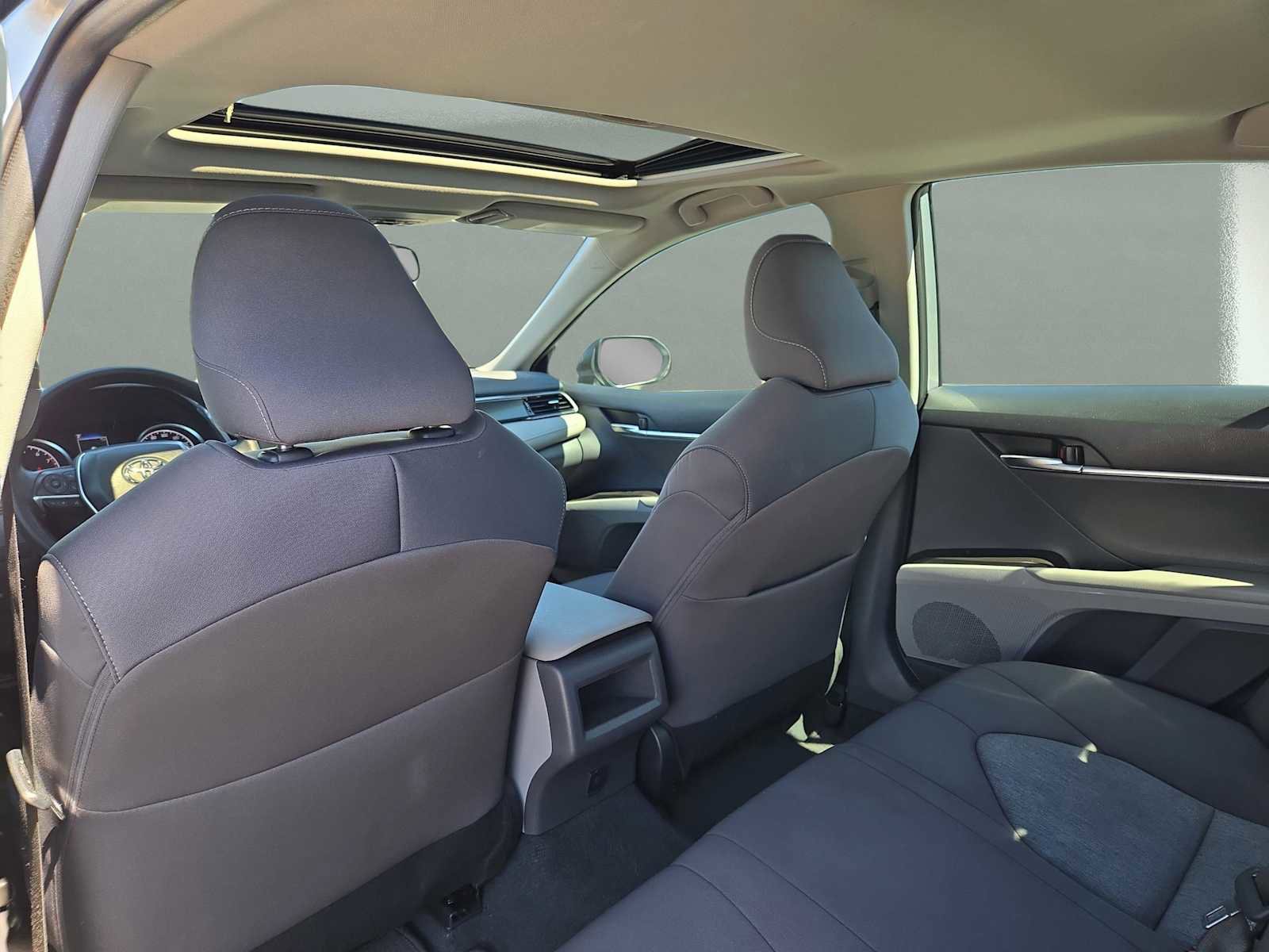 Used 2024 Toyota Camry LE w/ Convenience Package image 13