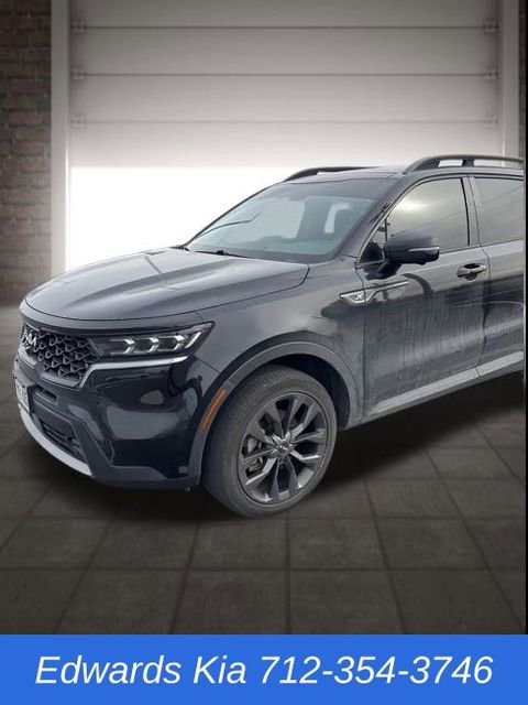 Used 2023 Kia Sorento SX Prestige image 3