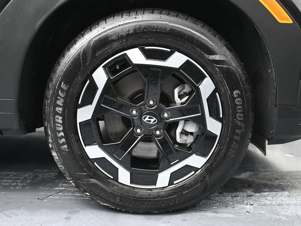 Used 2025 Hyundai Santa Fe SE image 14