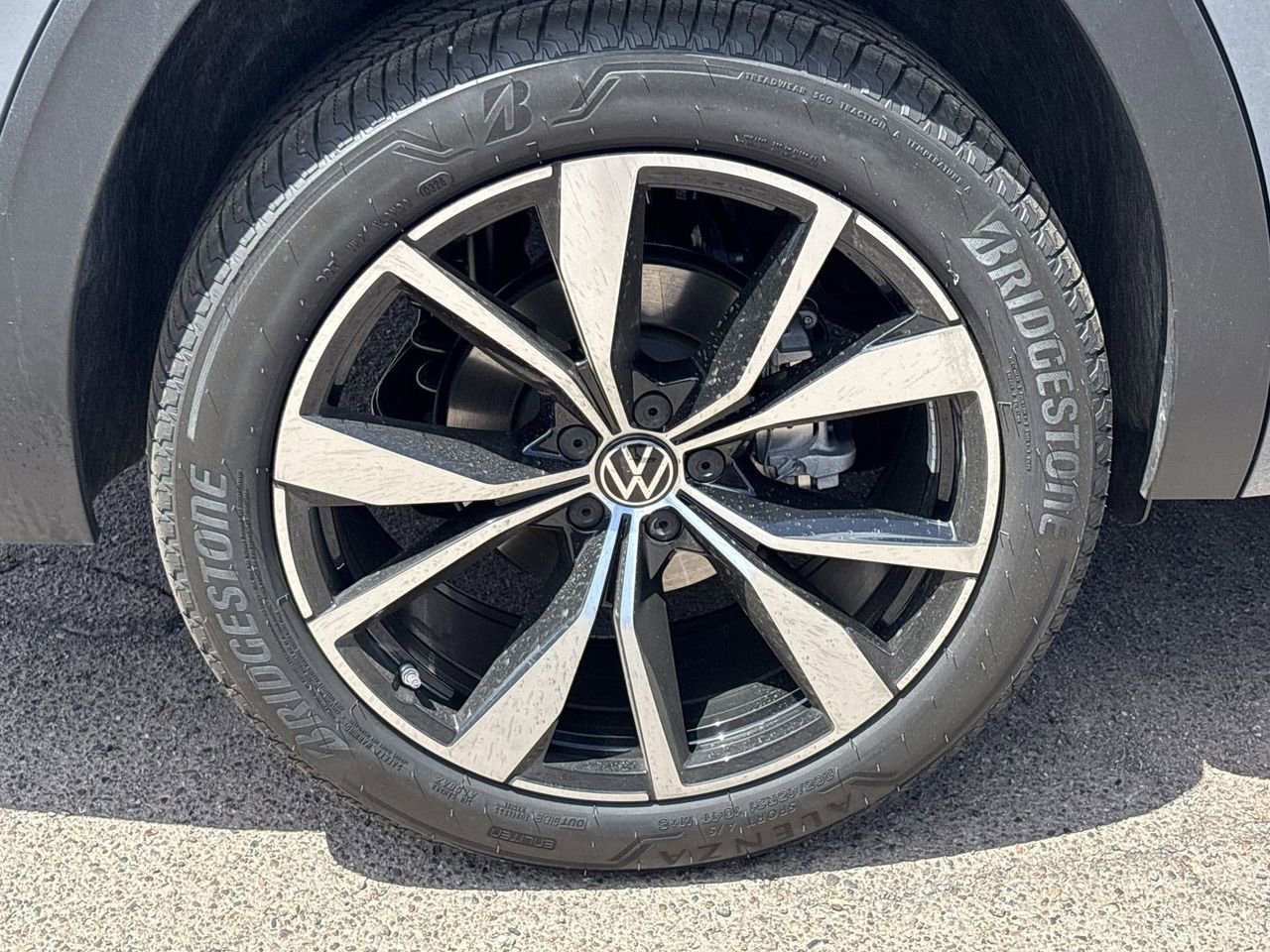New 2026 Volkswagen Atlas SEL Premium R-Line AWD/4WD image 6